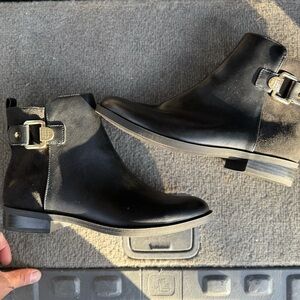 Tommy Hilfiger Black Leather Soles